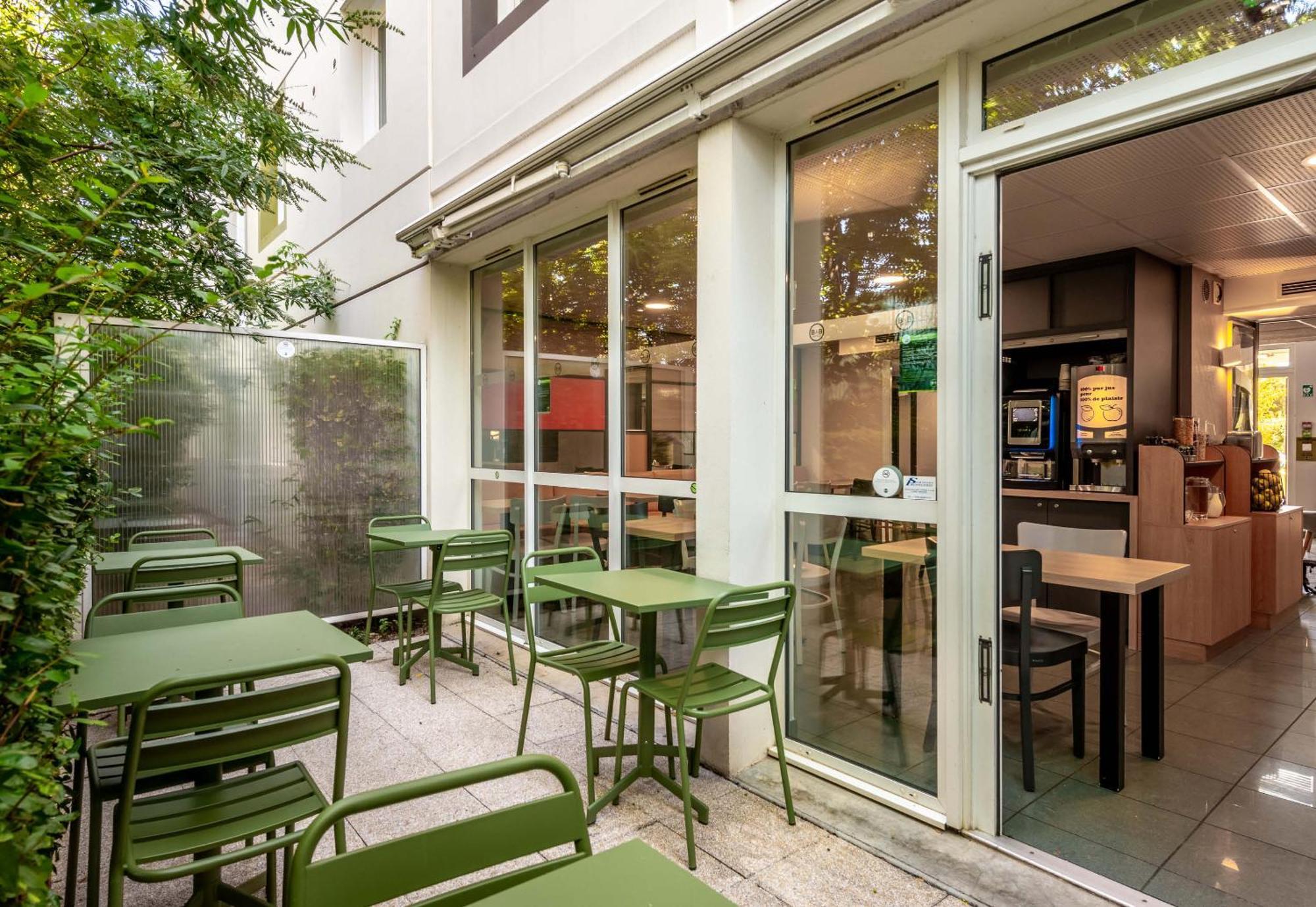 B&B Hotel בזייה מראה חיצוני תמונה