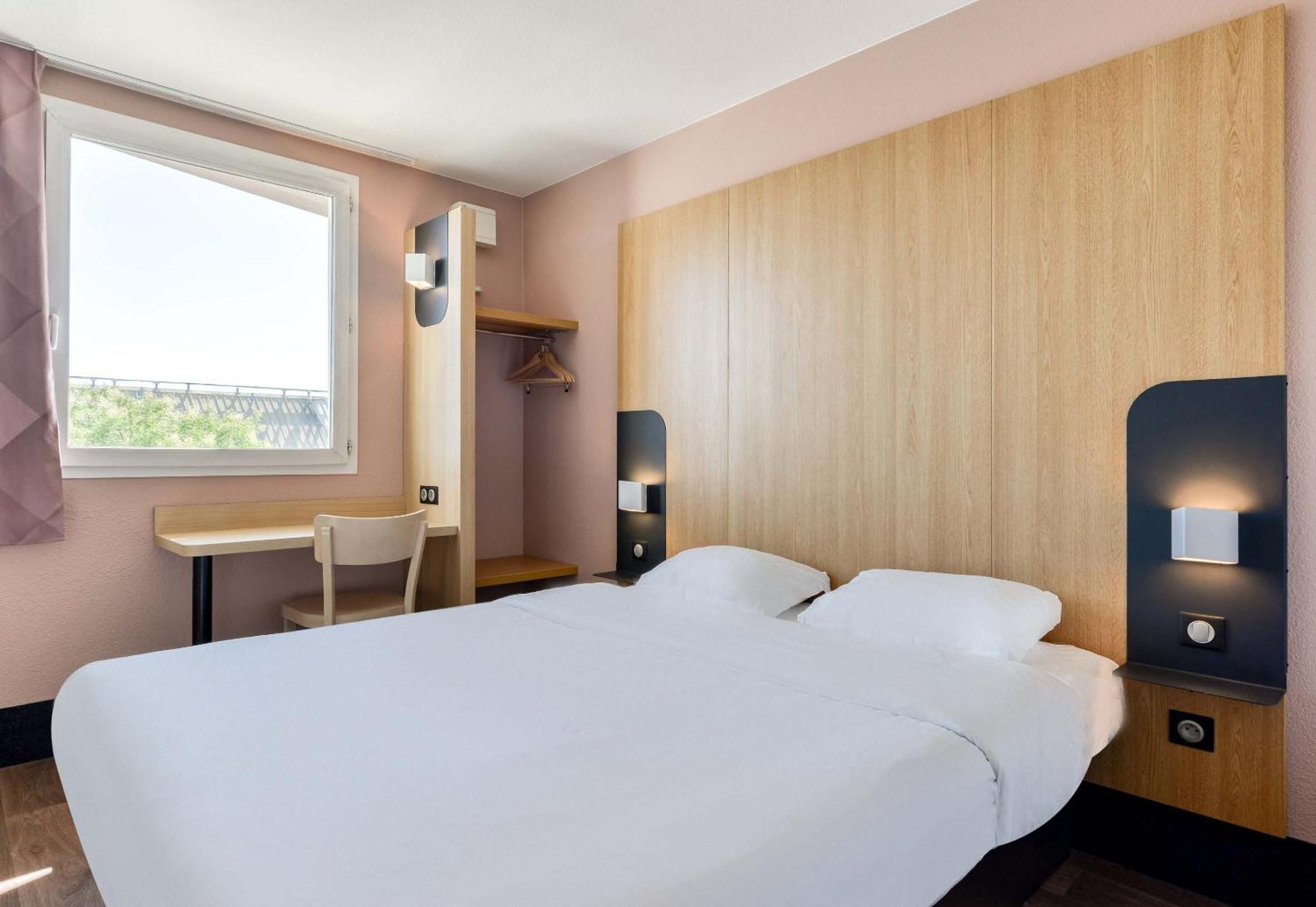 B&B Hotel בזייה מראה חיצוני תמונה