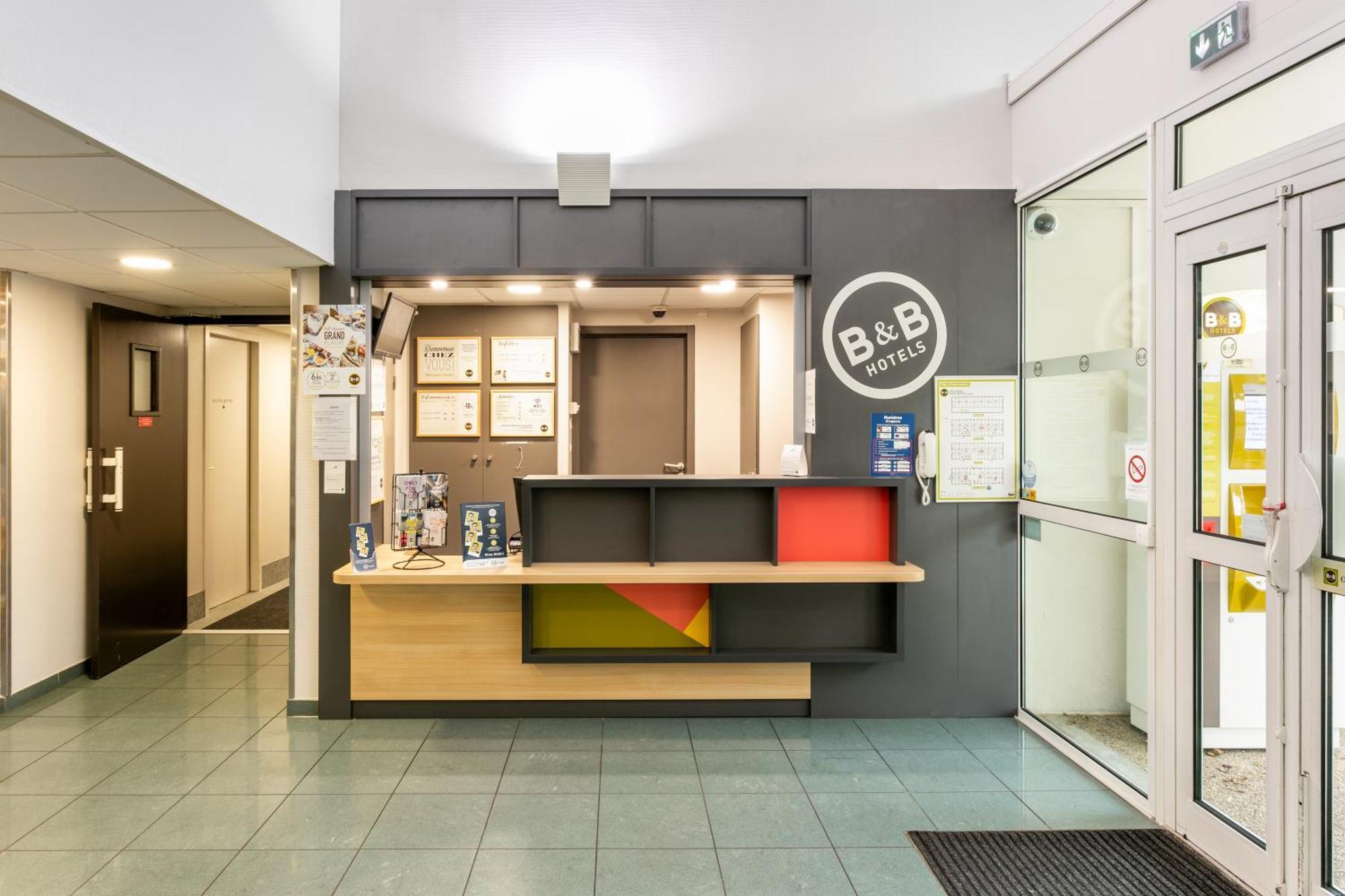B&B Hotel בזייה מראה חיצוני תמונה