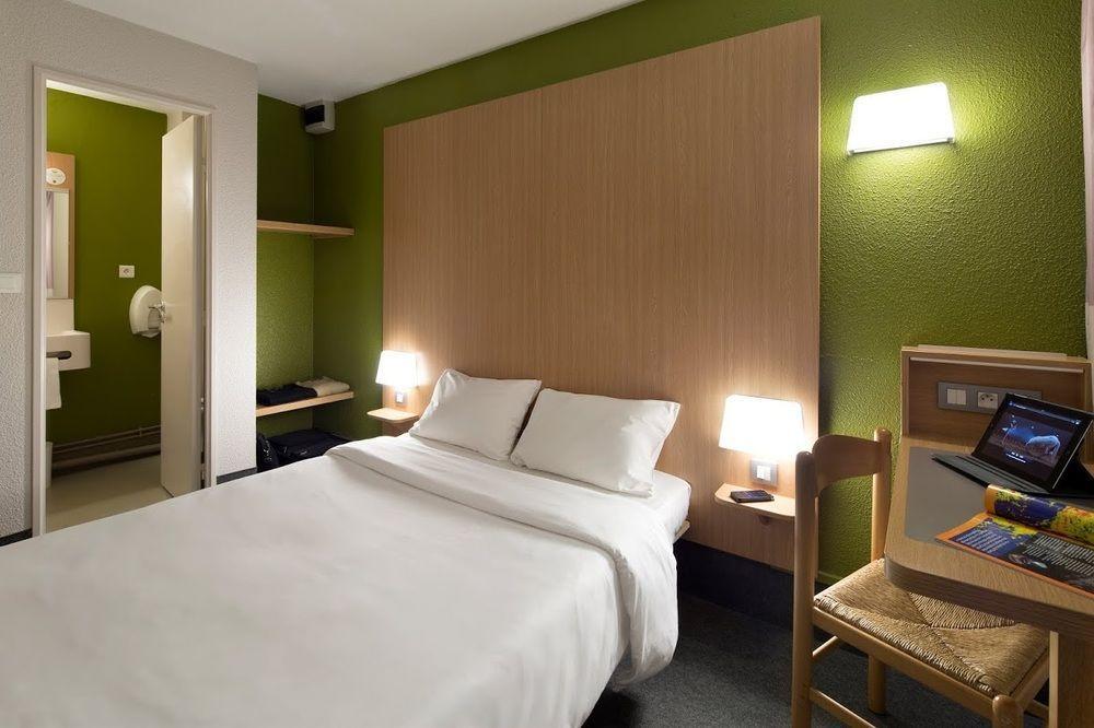 B&B Hotel בזייה מראה חיצוני תמונה